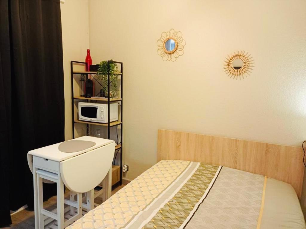 Appartement Calme Et Bien Situe Tarbes Buitenkant foto